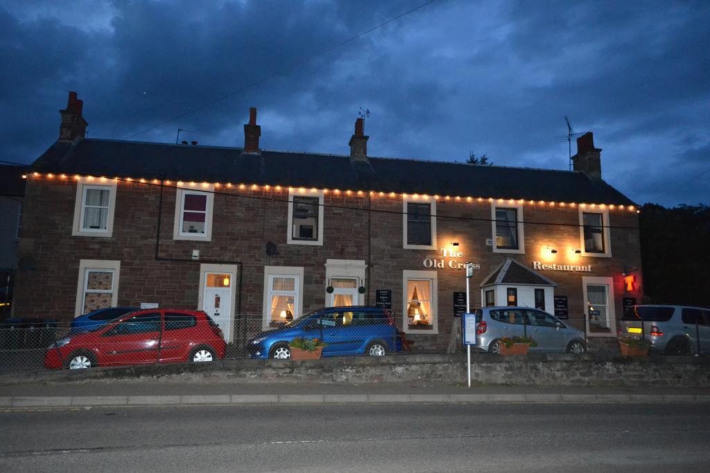The Old Cross Inn Blairgowrie and Rattray Buitenkant foto